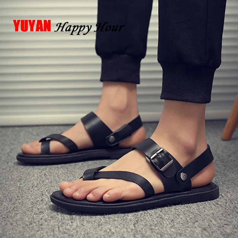 2019 Summer Beach Sandals Men Shoes Leather Flat Non-slip Fashion Sandals for Men Summer Footwear Black White Shoes KA1235
2019 Summer Beach Sandals Men Shoes Leather Flat Non-slip Fashion Sandals for Men Summer Footwear Black White Shoes KA1235