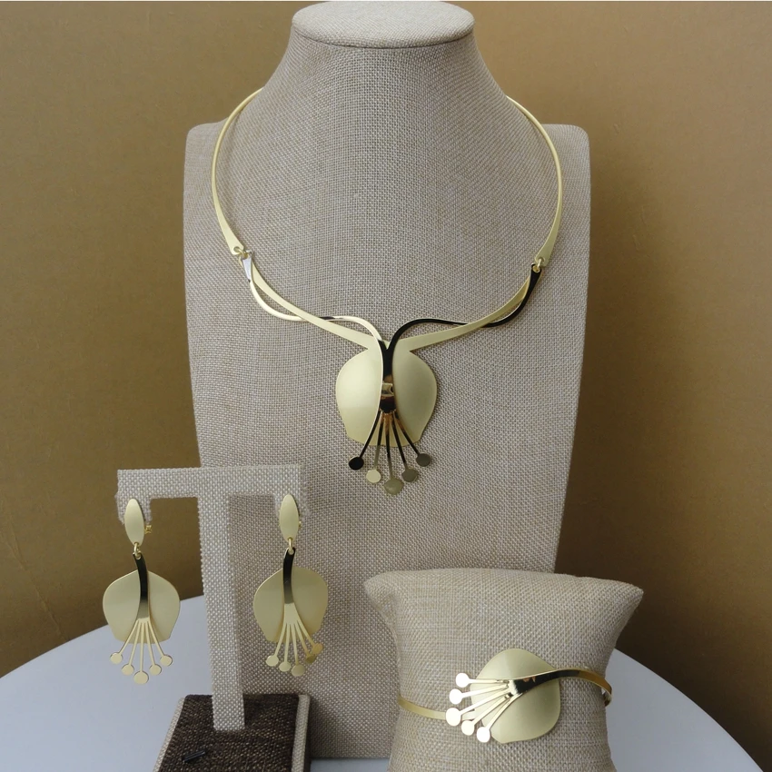 Yuminglai Unique Design Italian High Class Jewellery 24Karat Gold Dubai Plated Simple Jewlery Sets FHK5237
Yuminglai Unique Design Italian High Class Jewellery 24Karat Gold Dubai Plated Simple Jewlery Sets FHK5237