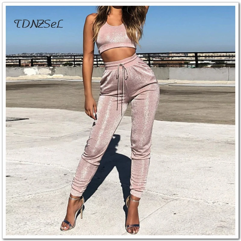 Women Vest Trousers Shiny Fitness 2 Two Piece Sets Sleeveless Skinny Crop Tops Drawstring Elastic Waist Loose Pants Sporting Set
Women Vest Trousers Shiny Fitness 2 Two Piece Sets Sleeveless Skinny Crop Tops Drawstring Elastic Waist Loose Pants Sporting Set