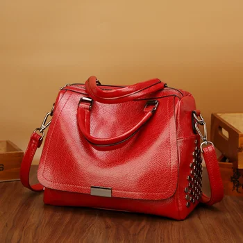2019 High Quality Leather Ladies Handbag Rivets Small Women Boston Bag Fahsion Female Crossbody Shoulder Bag Hot Big Women Bags
2019 High Quality Leather Ladies Handbag Rivets Small Women Boston Bag Fahsion Female Crossbody Shoulder Bag Hot Big Women Bags