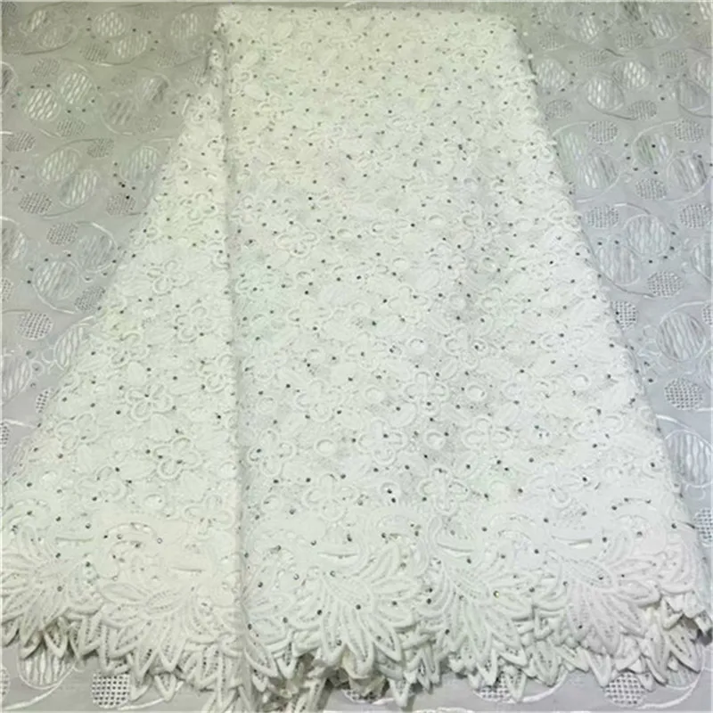 New Design Cord Lace Beautifical Guipure Lace Fabric 2019 African Cord Lace Fabric White Color Wedding Dress High quality Stones
New Design Cord Lace Beautifical Guipure Lace Fabric 2019 African Cord Lace Fabric White Color Wedding Dress High quality Stones