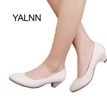 YALNN Concise Women Leather Shoes 3cm Black High Heels Women 2019 New Fashion Pump for Office Career Lady
YALNN Concise Women Leather Shoes 3cm Black High Heels Women 2019 New Fashion Pump for Office Career Lady
