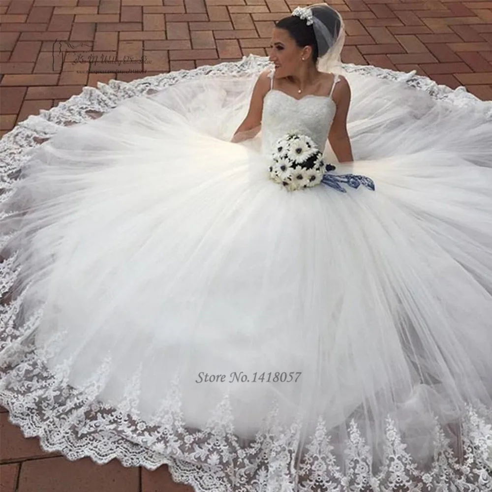 Vestido de Noiva Branco Romantic Ball Gown Wedding Dresses Turkey Lace Wedding Gowns Floor Length Bride Dress 2017 Louisvuigon
Vestido de Noiva Branco Romantic Ball Gown Wedding Dresses Turkey Lace Wedding Gowns Floor Length Bride Dress 2017 Louisvuigon