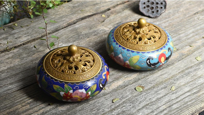 Color Enamels Craft Antique Copper Brass Incense Burner Buddhist Incense Holder Smell Removing Metal Censer Home Fragrance
Color Enamels Craft Antique Copper Brass Incense Burner Buddhist Incense Holder Smell Removing Metal Censer Home Fragrance
