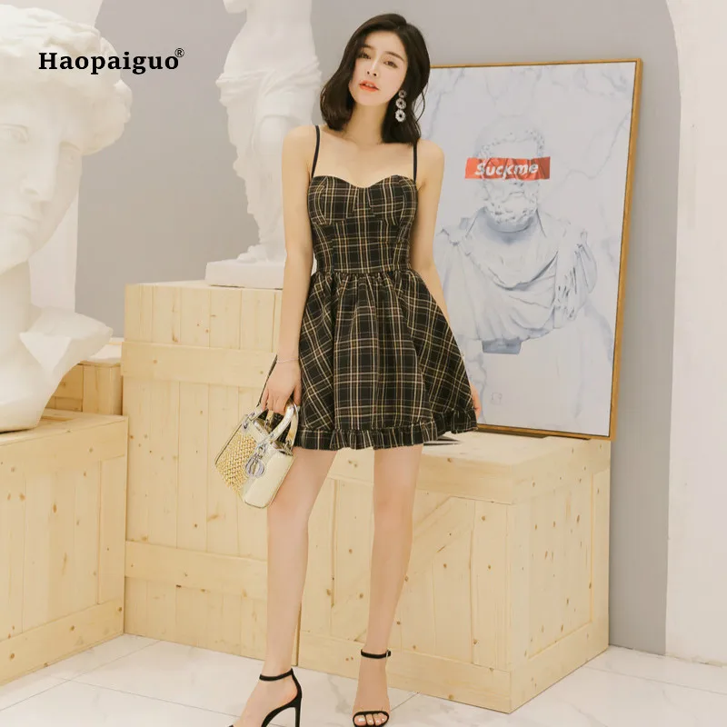 2018 Summer A-line Dress Women Plaid Sleeveless Spaghetti Strap Strapless Ruffles Casual Mini Dress Vintage Elegant Club Dresses
2018 Summer A-line Dress Women Plaid Sleeveless Spaghetti Strap Strapless Ruffles Casual Mini Dress Vintage Elegant Club Dresses