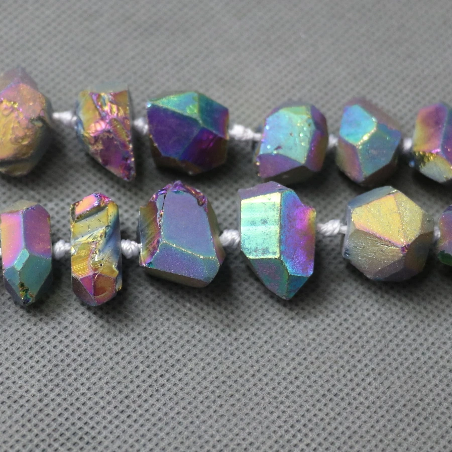 Ожерелье женское из натурального титана, ювелирное изделие с подвеской-кристаллом из кварца-сырца, фиолетовый цвет, приблизительно 28 штук в нитке
Ожерелье женское из натурального титана, ювелирное изделие с подвеской-кристаллом из кварца-сырца, фиолетовый цвет, приблизительно 28 штук в нитке