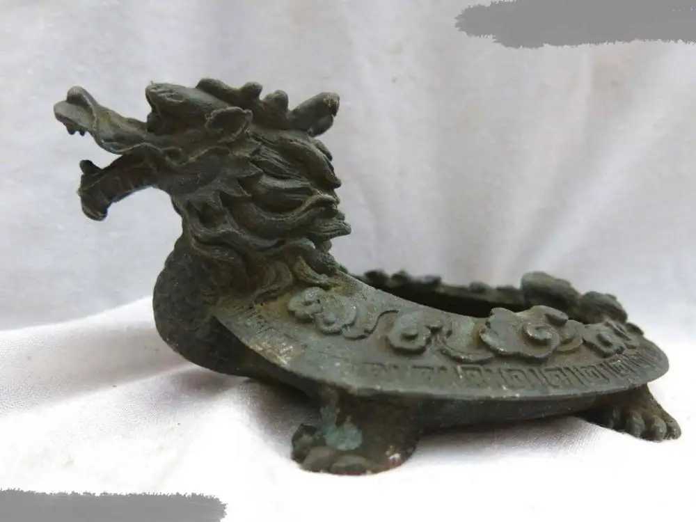 DS DS China old bronze copper carved beautiful Dragon Turtle inkstone Sculpture Statue
DS DS China old bronze copper carved beautiful Dragon Turtle inkstone Sculpture Statue