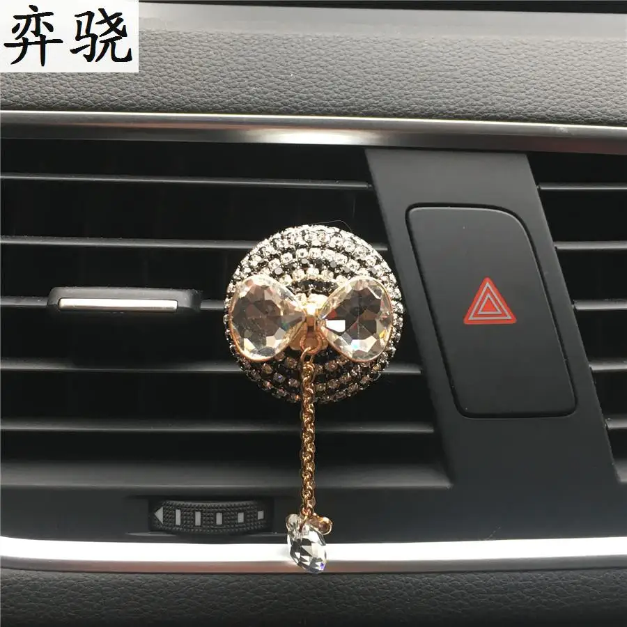 Solid Perfume Automotive Air Conditioning Outlet Perfume Fine Car Decoration cartoon lady Air Freshener Car styling Flower
Solid Perfume Automotive Air Conditioning Outlet Perfume Fine Car Decoration cartoon lady Air Freshener Car styling Flower