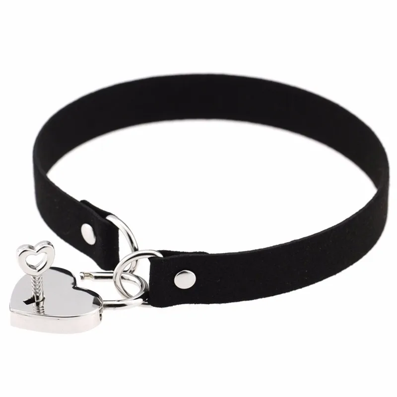 CHENGXUN Fashion Heart Lock Multiple Color Leather Choker Women Girls Garter Belt Vintage Body Jewelry Summer Ring Best Gift
CHENGXUN Fashion Heart Lock Multiple Color Leather Choker Women Girls Garter Belt Vintage Body Jewelry Summer Ring Best Gift