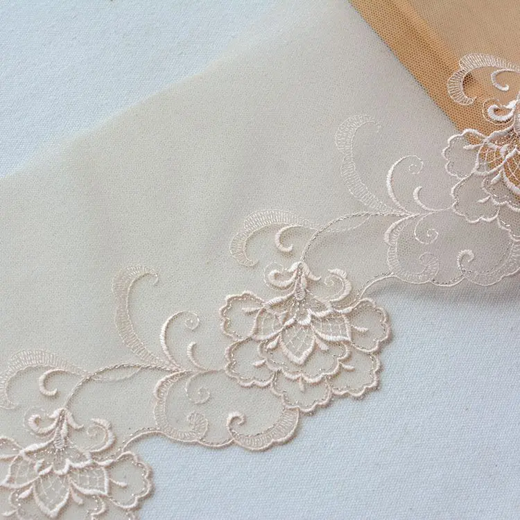 Embroidery Lace Fabric 15.3cm Trim Flower Wedding Laces Tulle Lace Ribbon DIY Sewing Headwear Guipure Craft Supplies encaje LA62
Embroidery Lace Fabric 15.3cm Trim Flower Wedding Laces Tulle Lace Ribbon DIY Sewing Headwear Guipure Craft Supplies encaje LA62