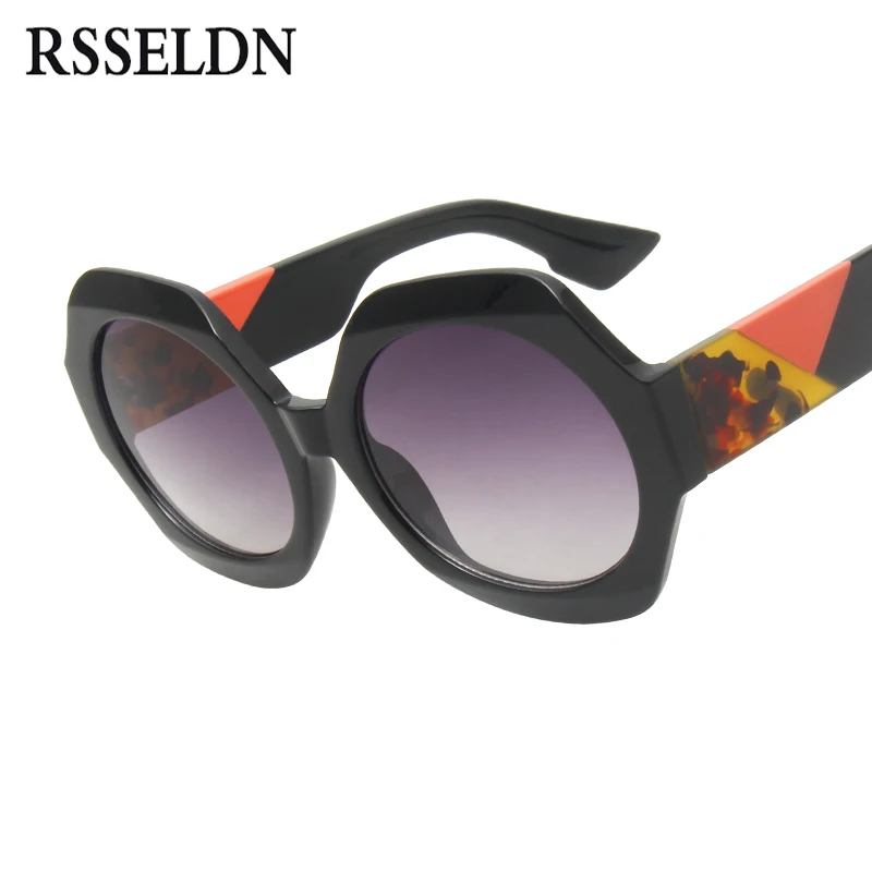 RSSELDN Brand Designer Sunglasses Women Vintage Luxury Round Sun glasses For Female Male Polygonal Shades UV400 Oculos
RSSELDN Brand Designer Sunglasses Women Vintage Luxury Round Sun glasses For Female Male Polygonal Shades UV400 Oculos
