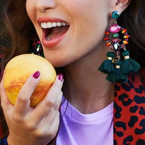 KMVEXO Charm Fringed Bijoux Luxury Pendant Tassel Statement Earrings 2018 Hot Sale Boho Shiny Drop Dangle Earrings For Women
KMVEXO Charm Fringed Bijoux Luxury Pendant Tassel Statement Earrings 2018 Hot Sale Boho Shiny Drop Dangle Earrings For Women