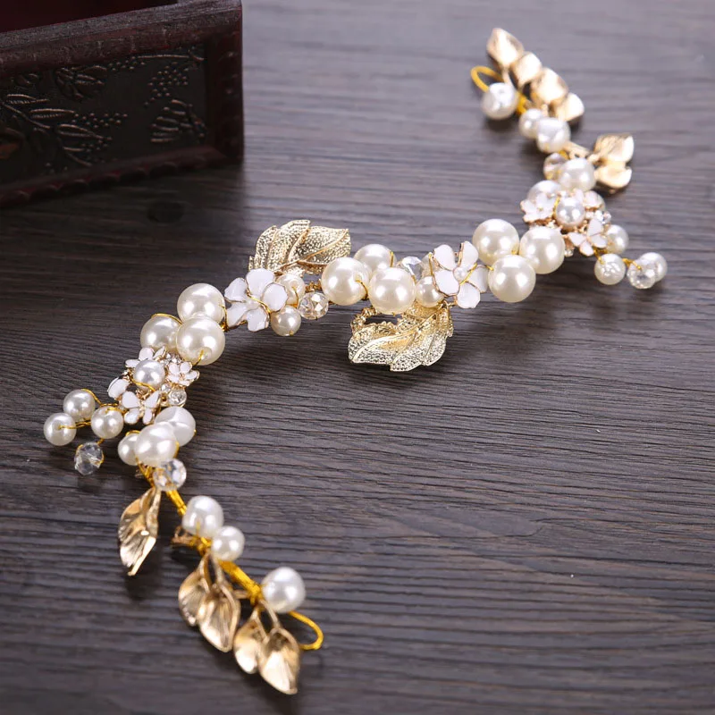 Fashion Pearl Crystal Tiara Garland Hairband Flower Bride Headband Hair Jewelry Accessories For Women Wedding Party Gift BH
Fashion Pearl Crystal Tiara Garland Hairband Flower Bride Headband Hair Jewelry Accessories For Women Wedding Party Gift BH