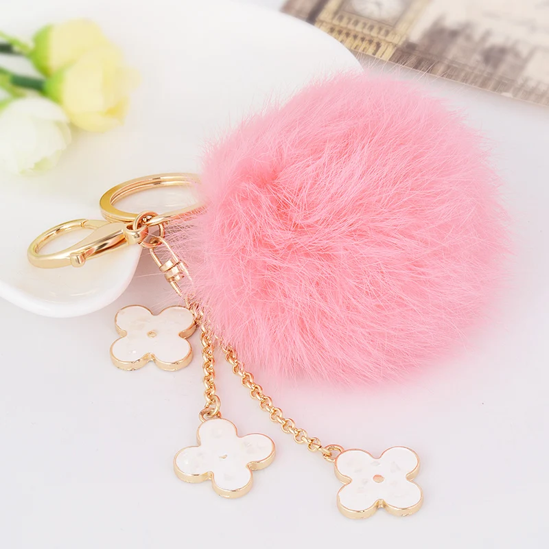 8cm Fluffy Rabbit Fur Ball Pom Pom Keychain Metal Three Clover Key Chain Llavero Pompon Keyring Chaveiro Women Charm Bag Pendant
8cm Fluffy Rabbit Fur Ball Pom Pom Keychain Metal Three Clover Key Chain Llavero Pompon Keyring Chaveiro Women Charm Bag Pendant