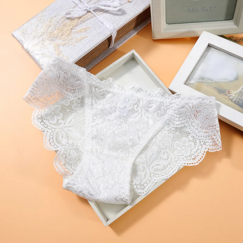 Hollow Out Lace Knickers Women Erotic Underwear Woman Panties See Trough Female Thong Underpanties Briefs For Ladies G-string
Hollow Out Lace Knickers Women Erotic Underwear Woman Panties See Trough Female Thong Underpanties Briefs For Ladies G-string