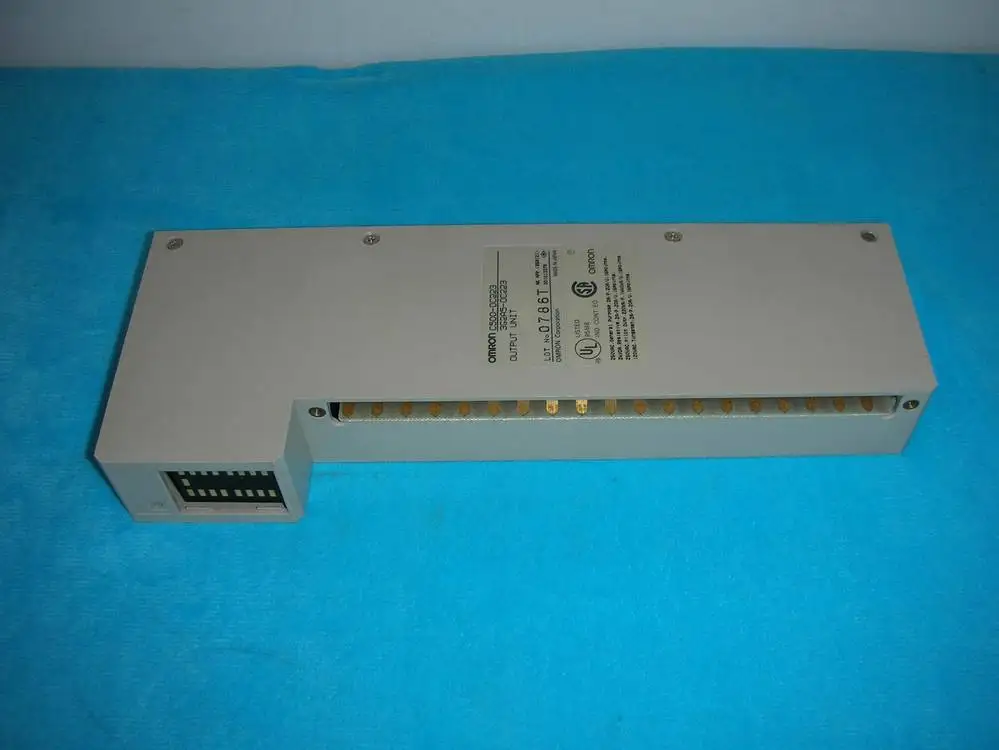 Omron PLC C500-OC223 / 3G2A5-OC223