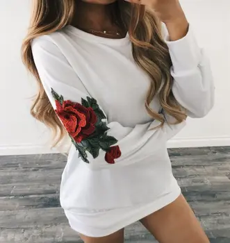 2019 Winter Autumn Women Sweatshirt Long Rose Flower Emobroidery Thicken Warm Slim Sexy Female Hoodies Tops Clothes
2019 Winter Autumn Women Sweatshirt Long Rose Flower Emobroidery Thicken Warm Slim Sexy Female Hoodies Tops Clothes