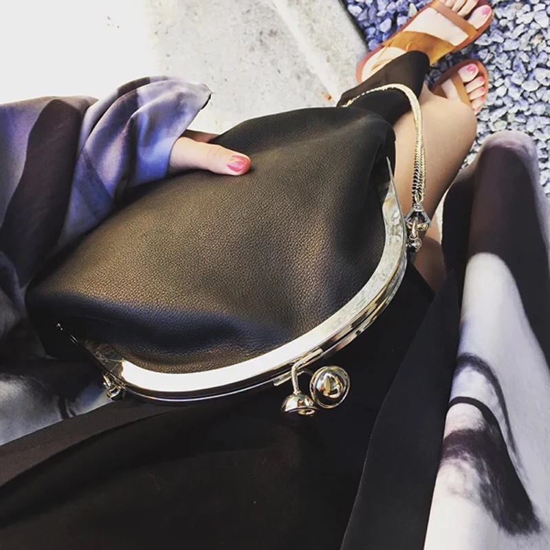 Fashion Women's Handbags Vintage Female Simple Style Handbags Chain Clip Kiss Lock Shell Shoulder Messenger bag Bags
Fashion Women's Handbags Vintage Female Simple Style Handbags Chain Clip Kiss Lock Shell Shoulder Messenger bag Bags