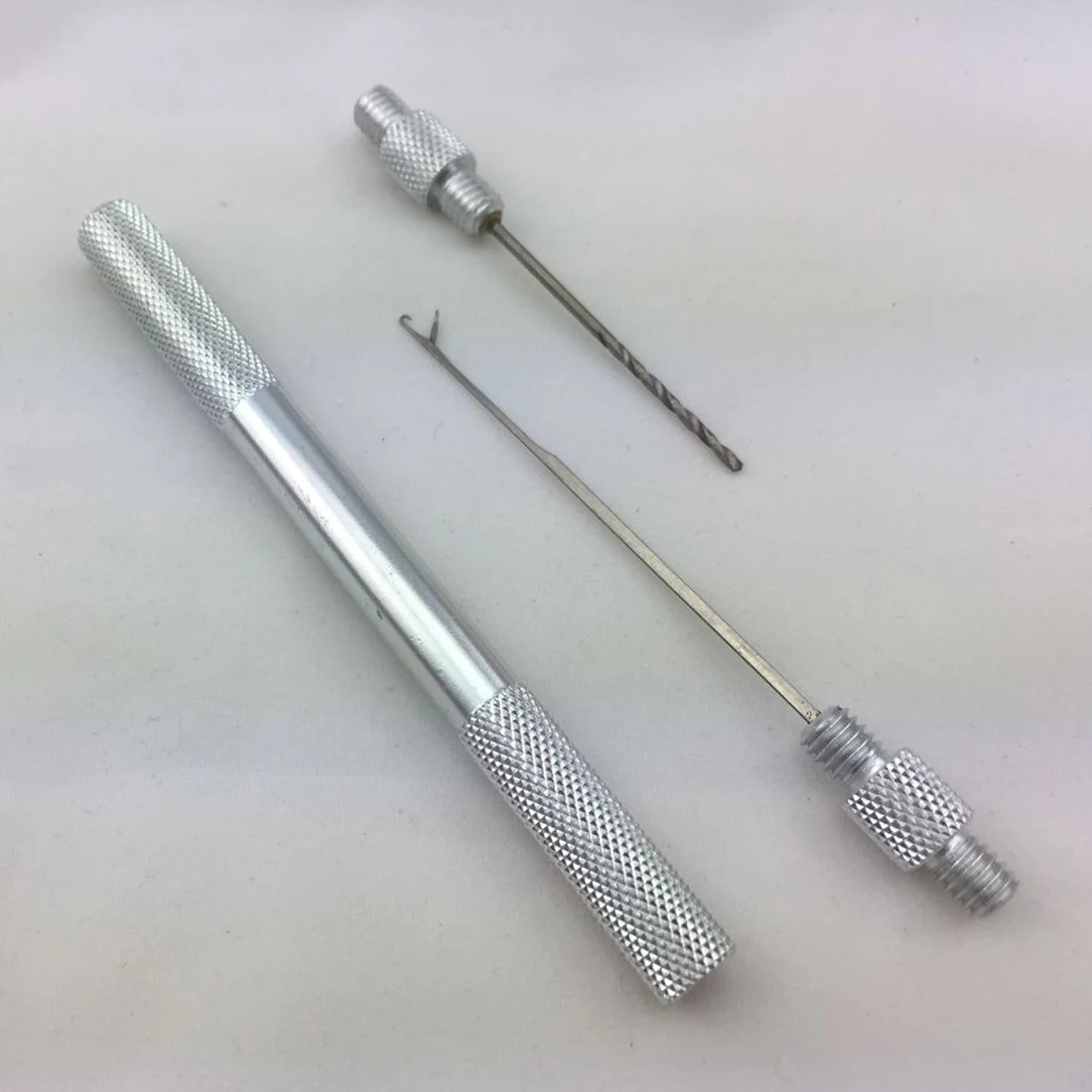 3 in 1 Combo Set Carp Fishing Rigging Bait Needle Kit Tool Set Multiple Function Fish Drill Tackle Rigging Tool Kit With Pouch
3 in 1 Combo Set Carp Fishing Rigging Bait Needle Kit Tool Set Multiple Function Fish Drill Tackle Rigging Tool Kit With Pouch