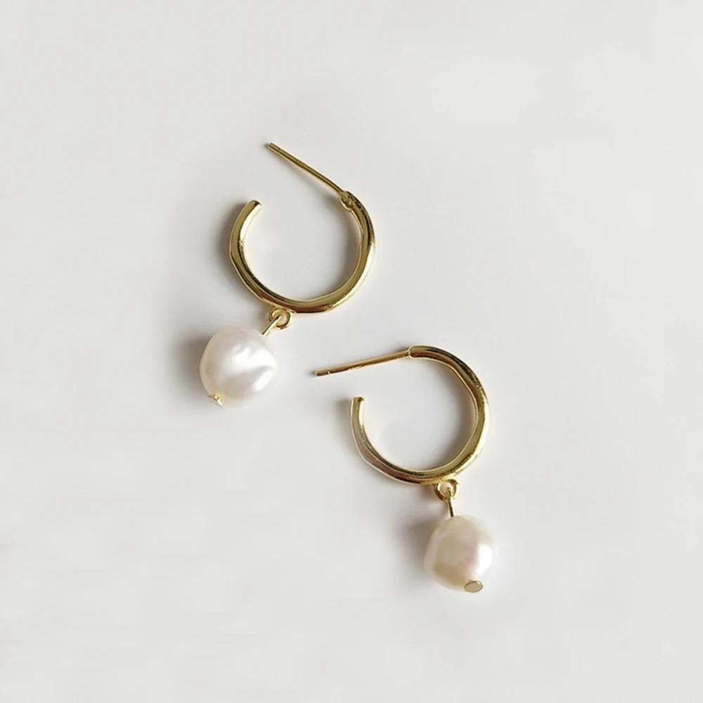 925 Silver Glossy Irregular Nature Baroque Freshwater Pearl Earrings Trendy Circle Ear Post Pearls Drop Earrings For Women
925 Silver Glossy Irregular Nature Baroque Freshwater Pearl Earrings Trendy Circle Ear Post Pearls Drop Earrings For Women