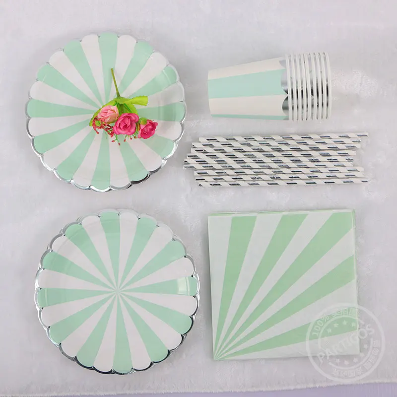 Silver Plated High-end Disposable Tableware Green Striped Paper Plates Cups Napkins Party Wedding Carnival Tableware Supplies
Silver Plated High-end Disposable Tableware Green Striped Paper Plates Cups Napkins Party Wedding Carnival Tableware Supplies