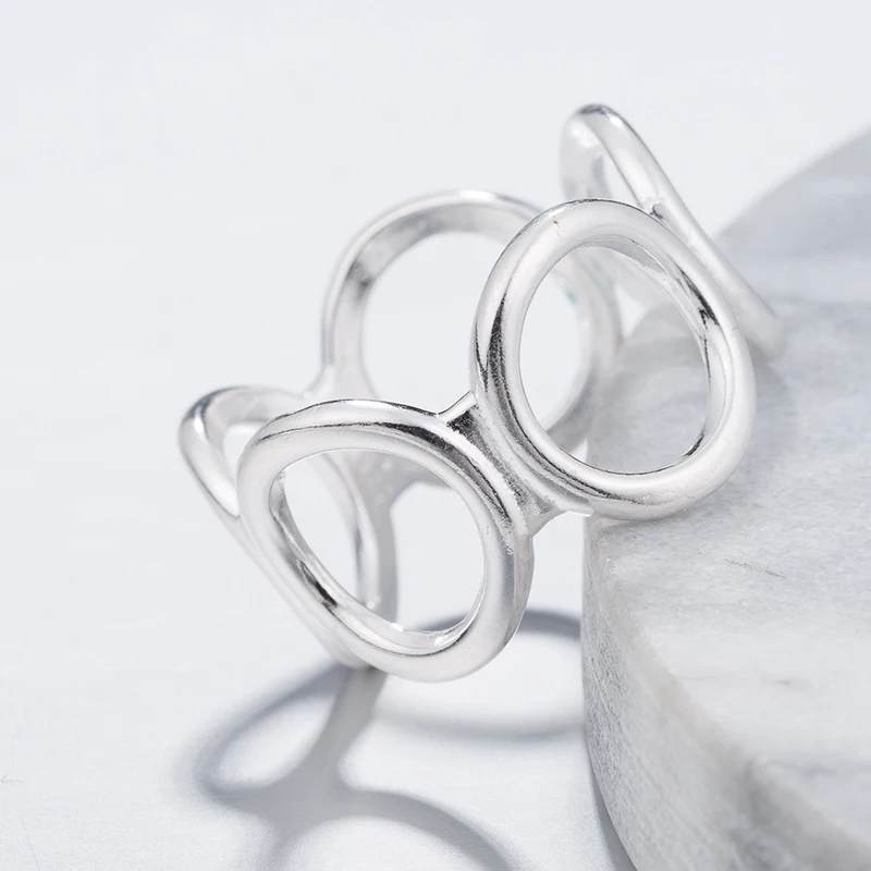 Yiustar Fashion Silver Hollow Circle Ring for Women Girls Adjustable Open Infinity Rings Endless Eternity Lover for Girlfriend
Yiustar Fashion Silver Hollow Circle Ring for Women Girls Adjustable Open Infinity Rings Endless Eternity Lover for Girlfriend