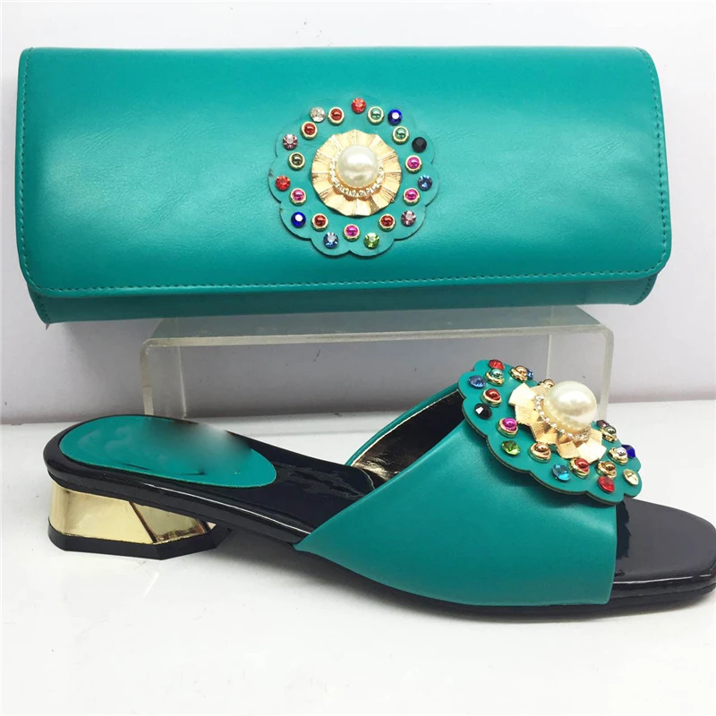 2019 size from 37 to 42 latest Italian Shoes with Matching Bag Design African Nigeria Shoes and Bag Set for Parties
2019 size from 37 to 42 latest Italian Shoes with Matching Bag Design African Nigeria Shoes and Bag Set for Parties