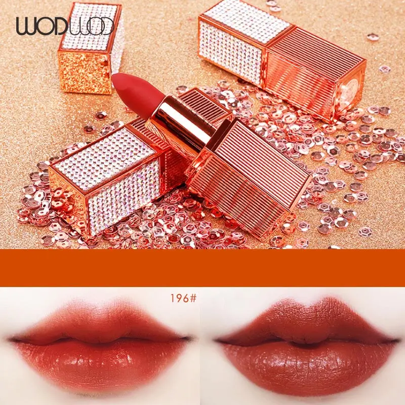 WODWOD Brand Pearl light Treasure Gas Silk Sliding Lipstick Blogger Sell Well Star Diamond Lipstick
WODWOD Brand Pearl light Treasure Gas Silk Sliding Lipstick Blogger Sell Well Star Diamond Lipstick