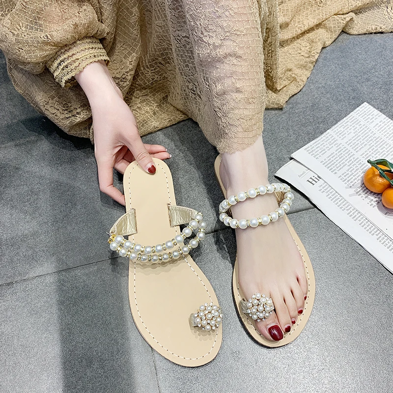 2019 Summer Bohemian Flat Sandals Pearl Sets of Toes Women Sandals Beach Classic Sandals Women Shoes Fashion Ladies Slippers
2019 Summer Bohemian Flat Sandals Pearl Sets of Toes Women Sandals Beach Classic Sandals Women Shoes Fashion Ladies Slippers
