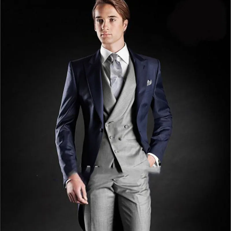 2017 Morning Style One Button Navy Blue Groom Tuxedos Peak Lapel men suit Groomsman Men Wedding Suits (Jacket+Pants+Vest+Tie)
2017 Morning Style One Button Navy Blue Groom Tuxedos Peak Lapel men suit Groomsman Men Wedding Suits (Jacket+Pants+Vest+Tie)