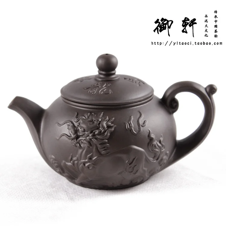 Promotion authentic yixing teapot kung fu tea set Purple clay tea pot handmade kettle 300ml Chinese tea ceremony free shopping
Promotion authentic yixing teapot kung fu tea set Purple clay tea pot handmade kettle 300ml Chinese tea ceremony free shopping
