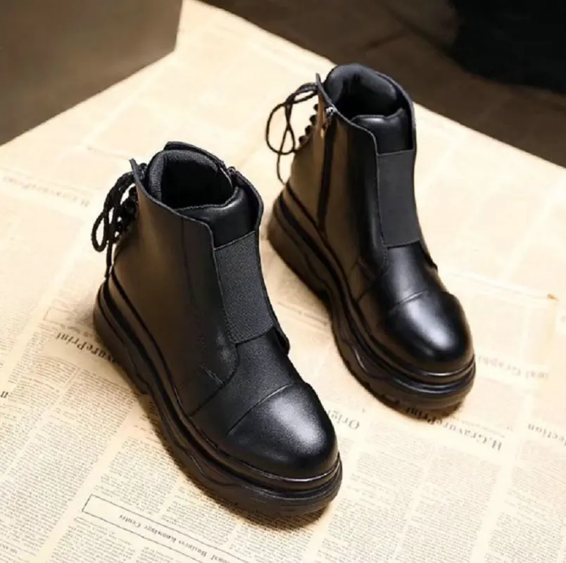 2018 New Fashion Women Ankle Oxford Boots Spring Western Martin Rain Shoes Woman Super Cool Low Heels Female Platform Boot
2018 New Fashion Women Ankle Oxford Boots Spring Western Martin Rain Shoes Woman Super Cool Low Heels Female Platform Boot