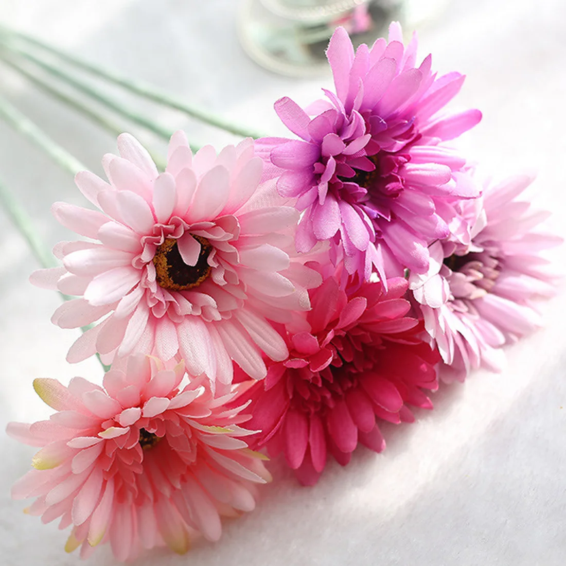 20 Colors Wreath Mini Head Fake Flower Artifical Flower Daisies Sunflower Handmade Flower Bouquet For Wedding Decorations 55cm
20 Colors Wreath Mini Head Fake Flower Artifical Flower Daisies Sunflower Handmade Flower Bouquet For Wedding Decorations 55cm