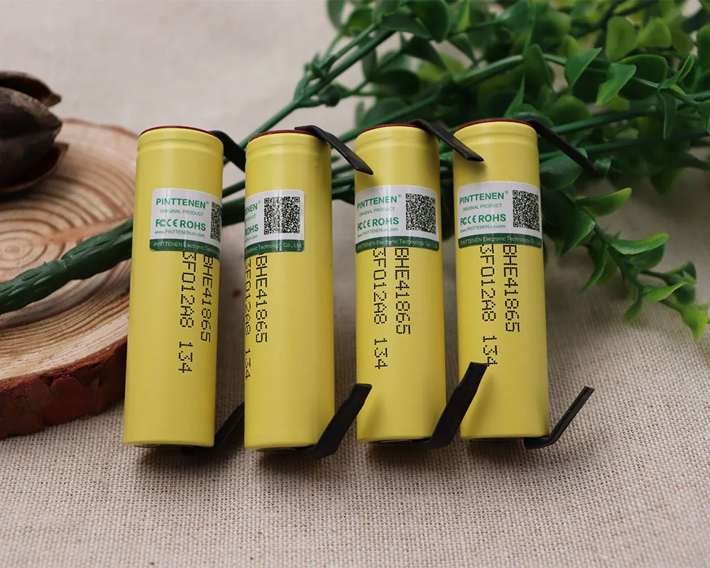 4PCS 2018 New100%Original Daweikala forLG HE4 18650 3000mAh battery 3.6V discharge 20A dedicated electronic cigarette+DIY Nicke
4PCS 2018 New100%Original Daweikala forLG HE4 18650 3000mAh battery 3.6V discharge 20A dedicated electronic cigarette+DIY Nicke