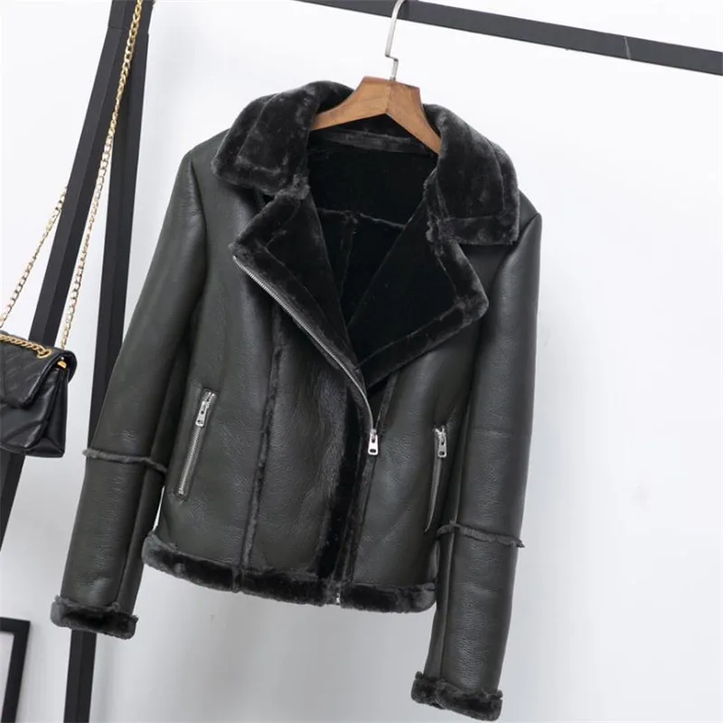 Dark Green and Pink S-XLpu Lapel Jacket Coat Europe and United States Winter Fashion Casual Velvet warm Black Punk Fan Car pu
Dark Green and Pink S-XLpu Lapel Jacket Coat Europe and United States Winter Fashion Casual Velvet warm Black Punk Fan Car pu