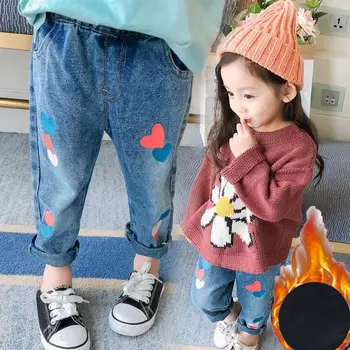 New Winter Kids Girls Velvet Thick Warm Jeans Pants Children Heart Pattern Casual Denim Trousers Baby Girls Elastic Leggings Q56
New Winter Kids Girls Velvet Thick Warm Jeans Pants Children Heart Pattern Casual Denim Trousers Baby Girls Elastic Leggings Q56