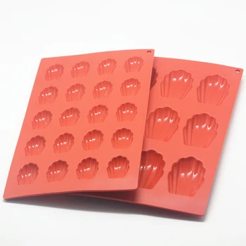 1Pc Mini Madeleine Cake Mold Shell Shape Silicone Mold Baking Tool Wine Red 9 Cavity / 20 Cavity Non-stick Easy Release
1Pc Mini Madeleine Cake Mold Shell Shape Silicone Mold Baking Tool Wine Red 9 Cavity / 20 Cavity Non-stick Easy Release