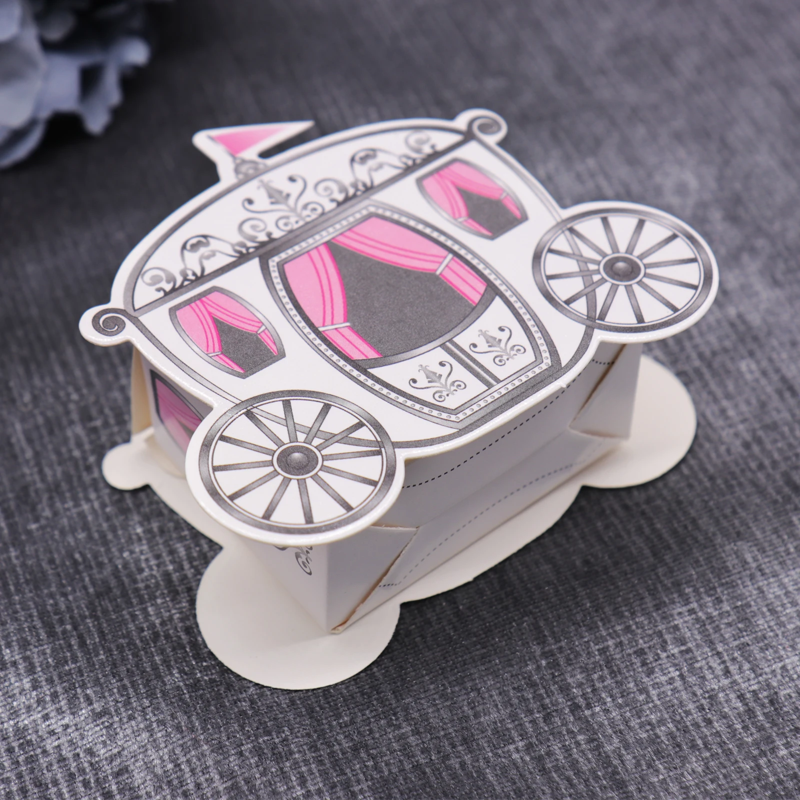 50 pcs fairy tale pumpkin carriage wedding candy box birthday party return gift package paper box party decorations supplie
50 pcs fairy tale pumpkin carriage wedding candy box birthday party return gift package paper box party decorations supplie