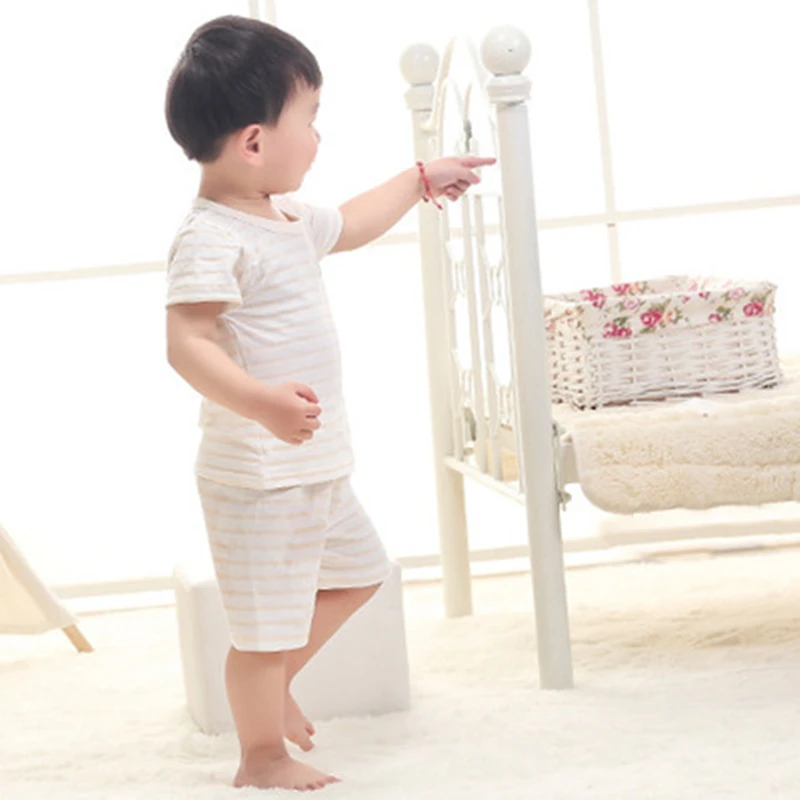 Summer wear for boys and girls two sets short sleeve cotton infant bamboo fiber T-shirt short sleeve shorts for baby F0415wy06
Summer wear for boys and girls two sets short sleeve cotton infant bamboo fiber T-shirt short sleeve shorts for baby F0415wy06