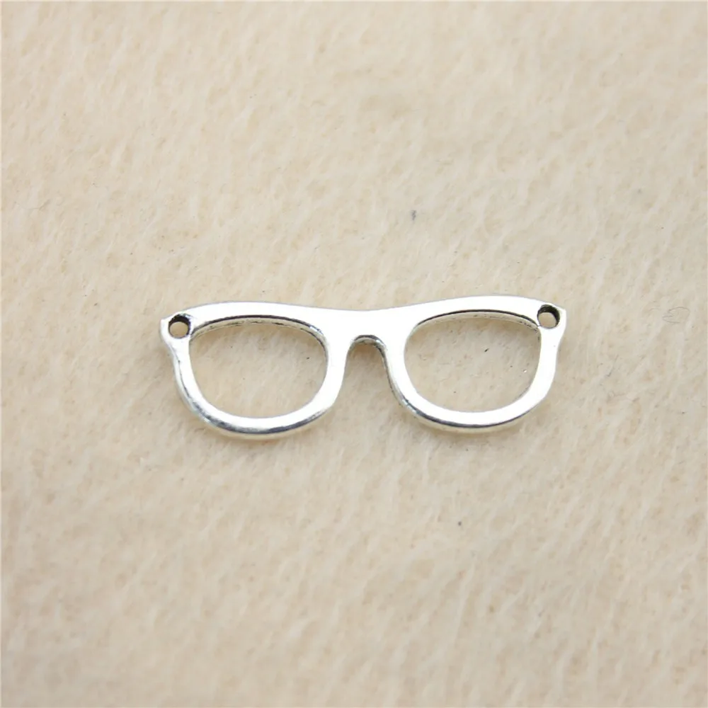 67pcs/lot 29*10mm ancient silver Glasses charm Pendants DIY jewelry for bracelet necklace earring
67pcs/lot 29*10mm ancient silver Glasses charm Pendants DIY jewelry for bracelet necklace earring