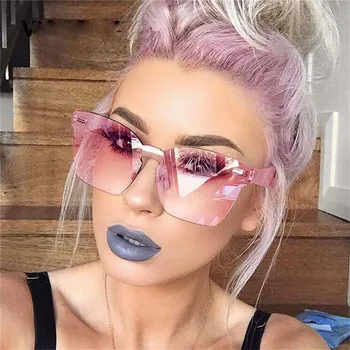 Candy Color Sunglasses Women Luxury Square Pink Clear Sunglasses Ladies Men Driving UV400 Eyewear Rivet Sun Glasses 
Candy Color Sunglasses Women Luxury Square Pink Clear Sunglasses Ladies Men Driving UV400 Eyewear Rivet Sun Glasses
