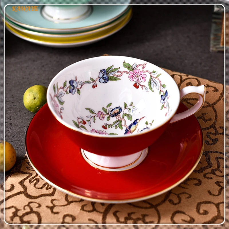 1Pcs Creative Elegant Bone China Coffee Tea Cup And Saucer Afternoon Tea Coffee Cup Personality Ceramics 180ml Milk Cup 6ZDZ462
1Pcs Creative Elegant Bone China Coffee Tea Cup And Saucer Afternoon Tea Coffee Cup Personality Ceramics 180ml Milk Cup 6ZDZ462