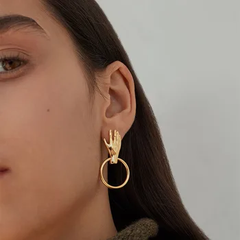 Artsy Gold Tone Palm Circle Dangle Earrings For Women 2019 Top Quality Hand Drop Earrings Femme Bijoux
Artsy Gold Tone Palm Circle Dangle Earrings For Women 2019 Top Quality Hand Drop Earrings Femme Bijoux