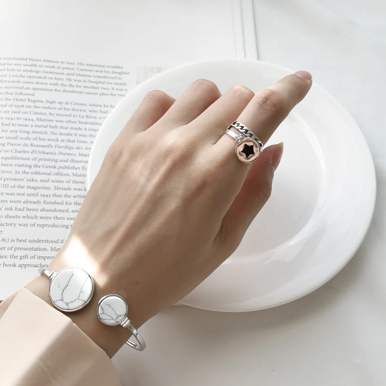 925 sterling silver double layer epoxy resin star ring korean ring personality elegant fashion jewelry for woman
925 sterling silver double layer epoxy resin star ring korean ring personality elegant fashion jewelry for woman