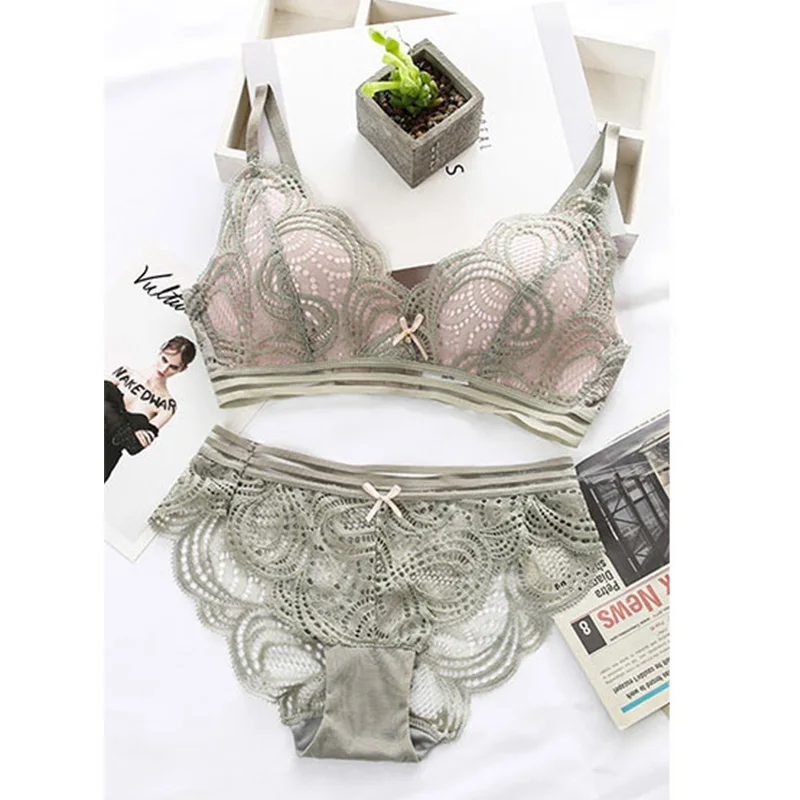 Sexy Mousse gathered thin lace wireless Girl underwear set feminine transparent bow bra summer bras
Sexy Mousse gathered thin lace wireless Girl underwear set feminine transparent bow bra summer bras