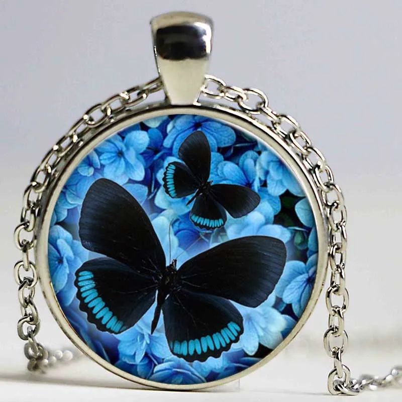 Vintage jewelry Blue Butterfly pattern Fashion Glass Moon Statement Necklace Vintage Silver Color Jewelry butterfly Pendant
Vintage jewelry Blue Butterfly pattern Fashion Glass Moon Statement Necklace Vintage Silver Color Jewelry butterfly Pendant