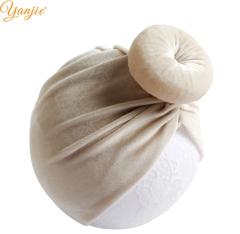 Turban Velvet Head Wrap For Girls 2019 Spring And Spring Kids Solid Velvet Headbands Ear Warmer Hair Band Hair Accessories
Turban Velvet Head Wrap For Girls 2019 Spring And Spring Kids Solid Velvet Headbands Ear Warmer Hair Band Hair Accessories