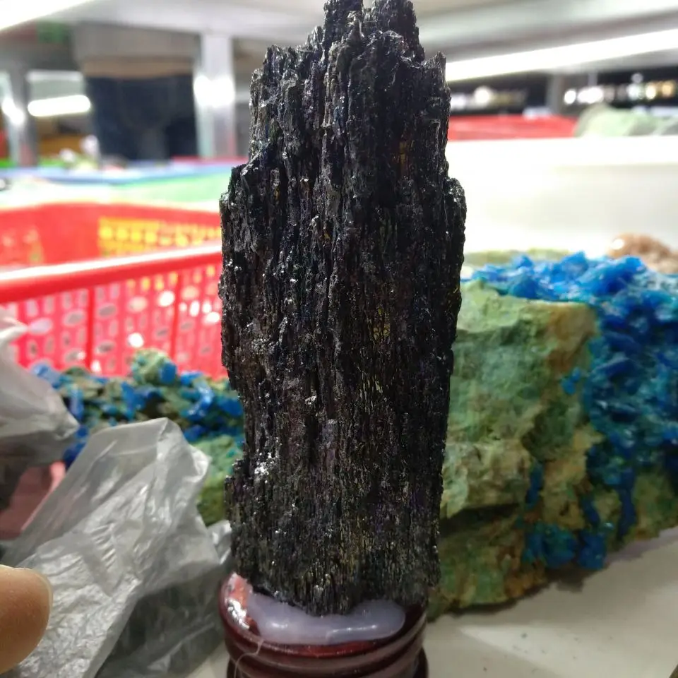 Natural seven-color stone raw stone volcanic rock home office decoration furniture furnishings
Natural seven-color stone raw stone volcanic rock home office decoration furniture furnishings