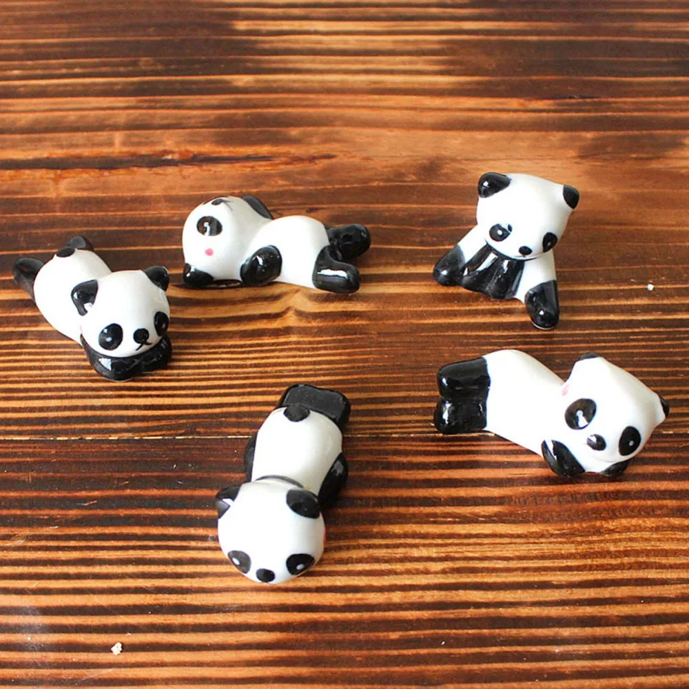 Cute Lovely Ceramic Panda Chopsticks Stand Rest Rack Porcelain Spoon Fork Knife Holder Decoration Accessories
Cute Lovely Ceramic Panda Chopsticks Stand Rest Rack Porcelain Spoon Fork Knife Holder Decoration Accessories