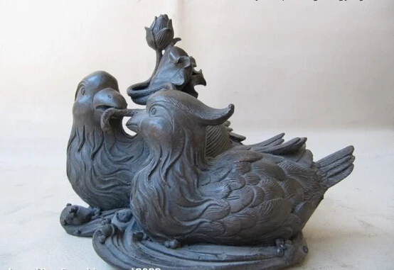 S0293 Chinese Pure Bronze Feng Shui Mandarin ducks playing Lotus in the water Statue D0318
S0293 Chinese Pure Bronze Feng Shui Mandarin ducks playing Lotus in the water Statue D0318